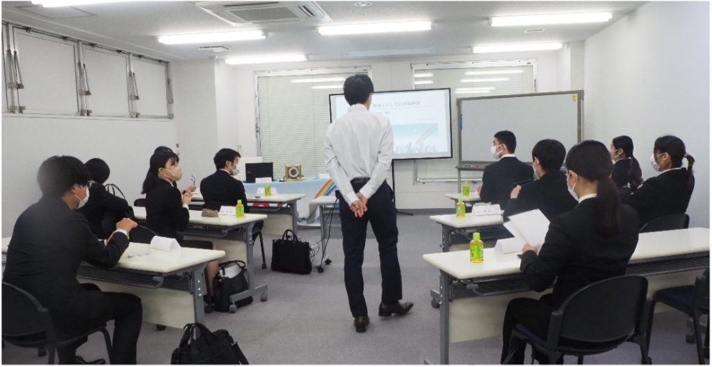 新入社員研修の様子
